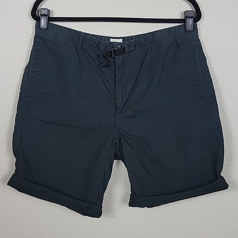 Gap Lightweight Hiking Shorts - Size M